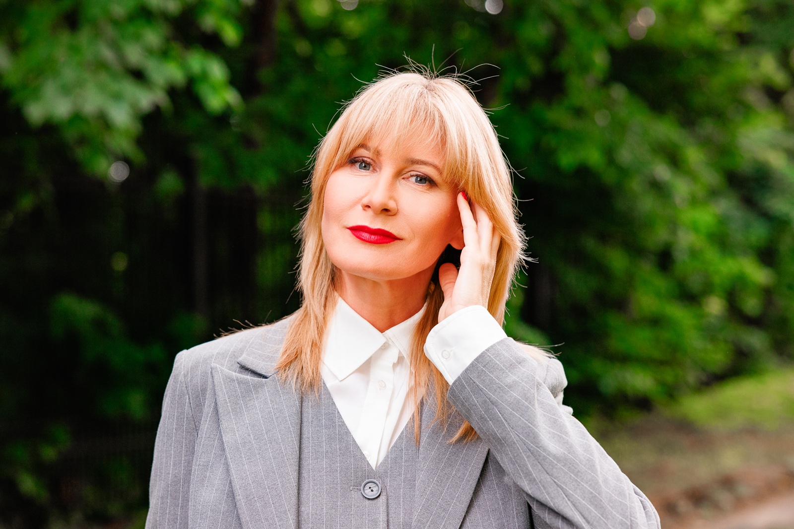 Ветеран, хакер и властная руководительница: чем впечатляют герои "Справи НБР" со Стрельниковым